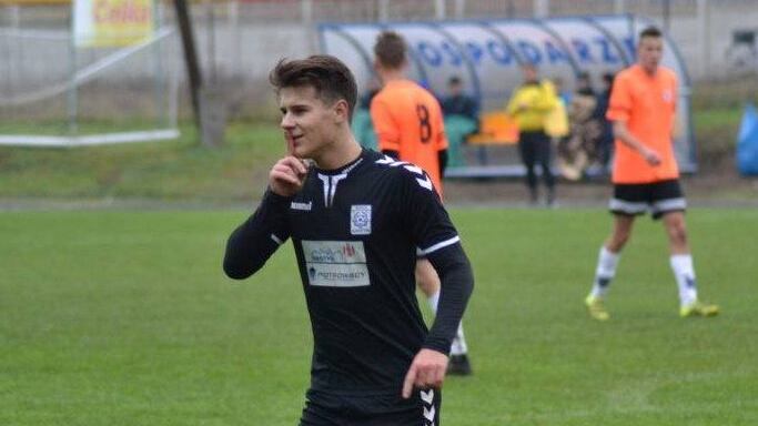 Szymon Olejniczak na boisku