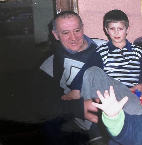 Szymon Olejniczak z dziadkiem