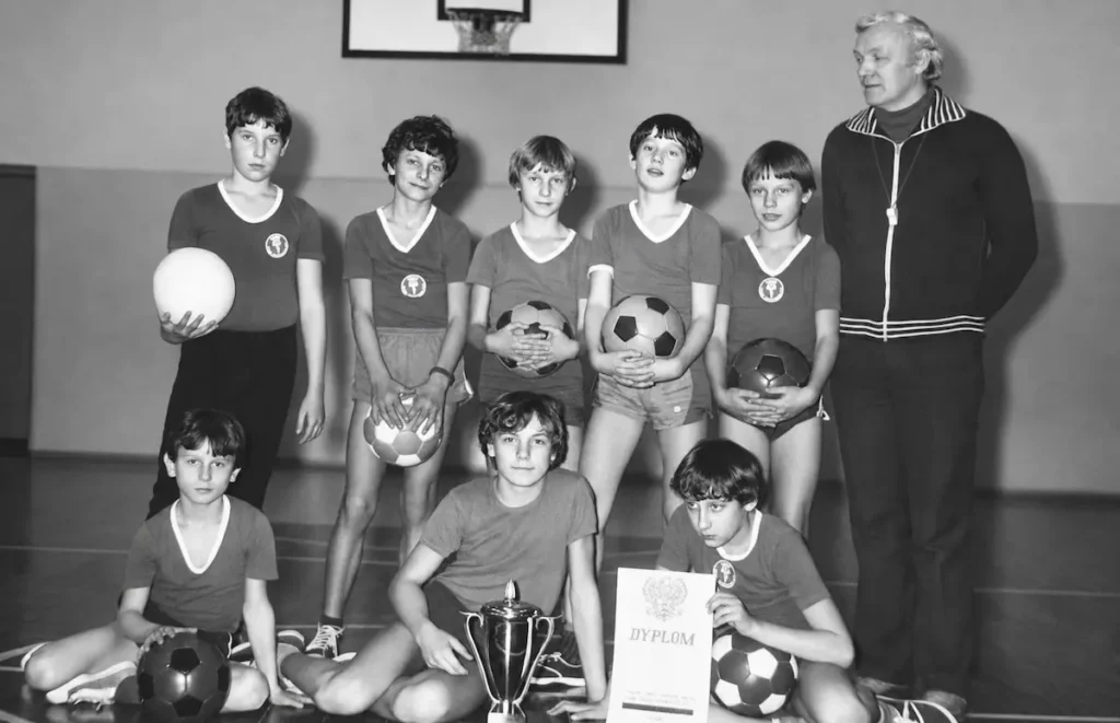 Drużyna trampkarzy młodszych w 1983 r. 