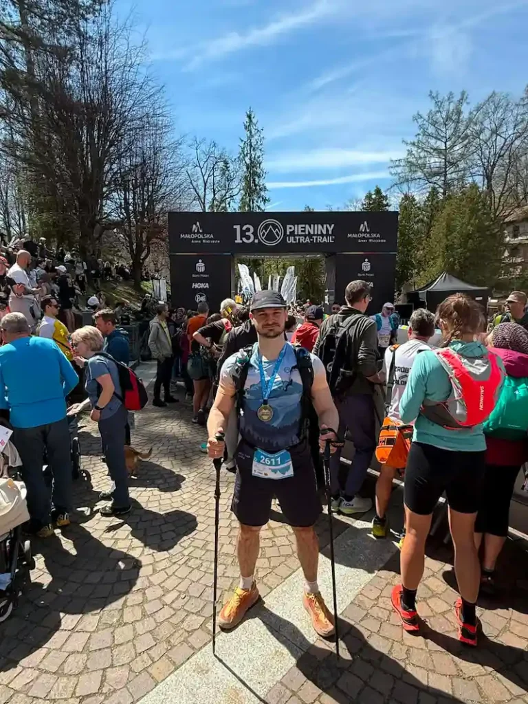 Mateusz Mucha po ukończeniu biegu Pieniny Ultra-Trail