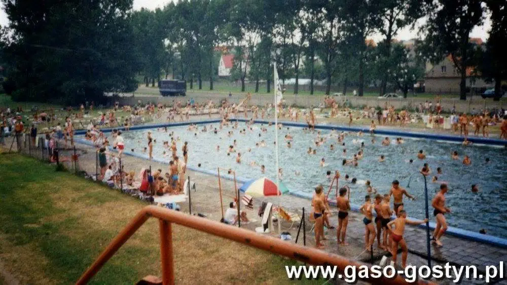 Dawny odkryty basen w Gostyniu