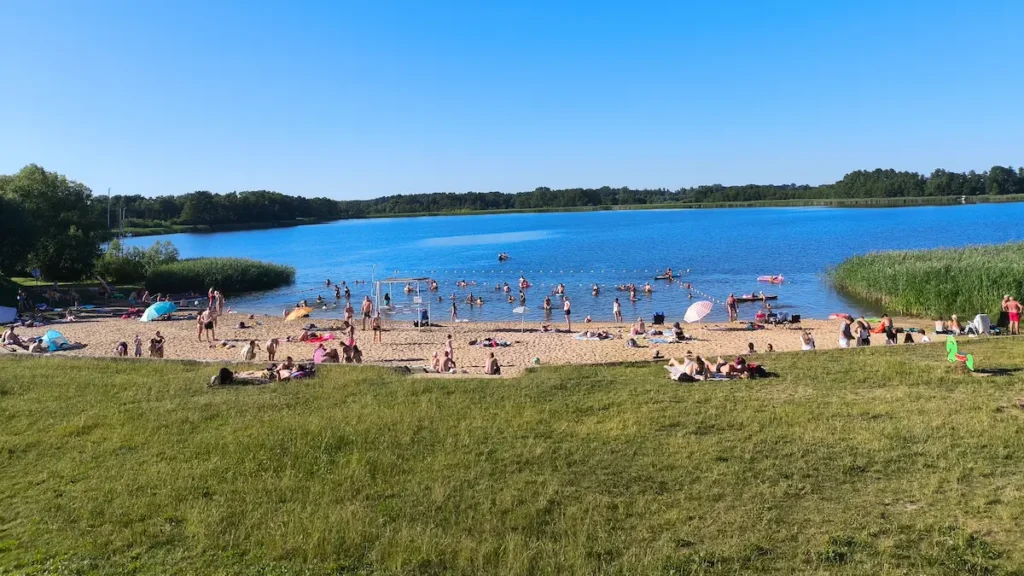 Jezioro Cichowo, plaża główna