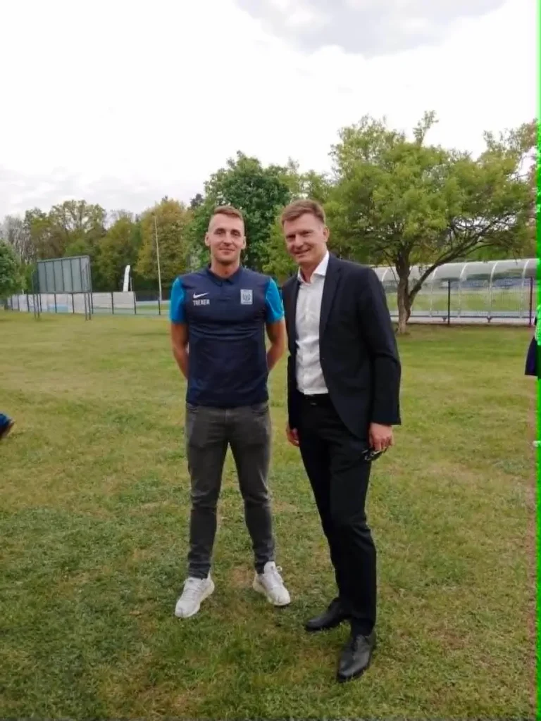 Damian Krzyżostaniak z Andrzejem Juskowiakiem