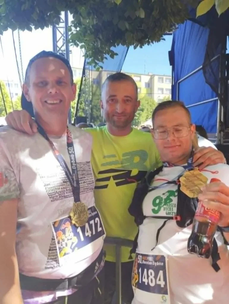 Łukasz Gościański z Henrykiem Szostem i Michałem Dajewskim Dębno